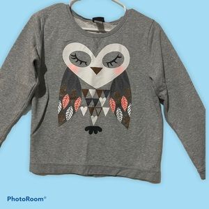GIRLS-“JOE BOXER” CREW-NECK SWEATSHIRT— GRAY W/ OWL ON FRONT—SIZE 14/16-XL